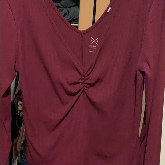 Cranberry crop top - Picture 3 of 3